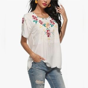 BOHO TOP NEW 2X Embroidered Laura Klein White Scalloped
